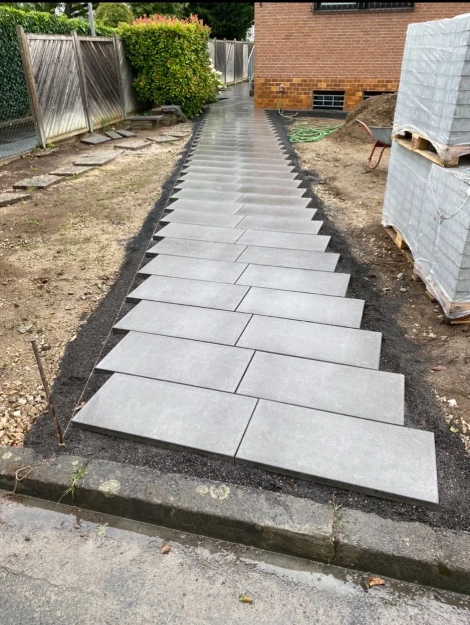 Einblick in die Garten- und Landschaftsbauarbeiten von Alkis
